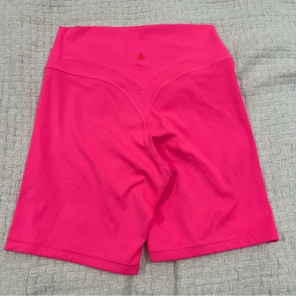 Vitality Pulse Volley Short Neon Pink Small EUC - Picture 4 of 4